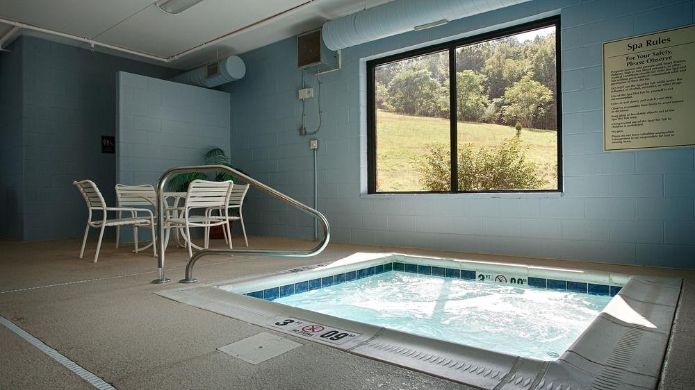 Best Western Plus Louisa Exterior photo
